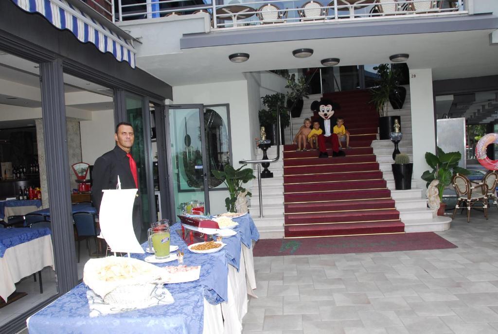 Hotel Nettuno Cattolica Zewnętrze zdjęcie
