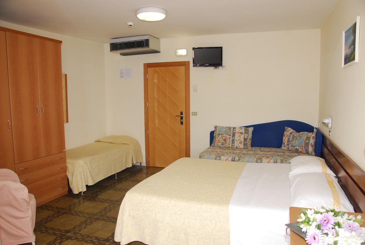 Hotel Nettuno Cattolica Zewnętrze zdjęcie