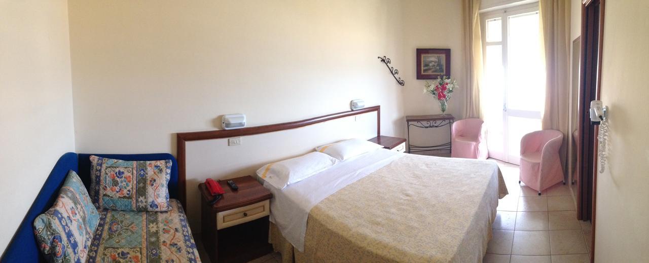 Hotel Nettuno Cattolica Zewnętrze zdjęcie