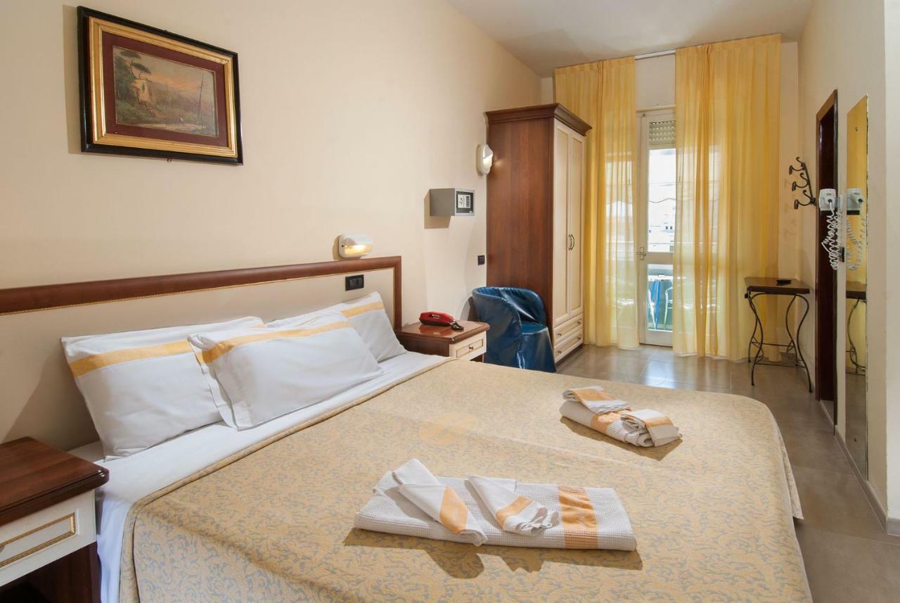 Hotel Nettuno Cattolica Zewnętrze zdjęcie