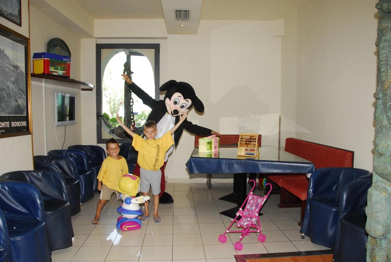 Hotel Nettuno Cattolica Zewnętrze zdjęcie